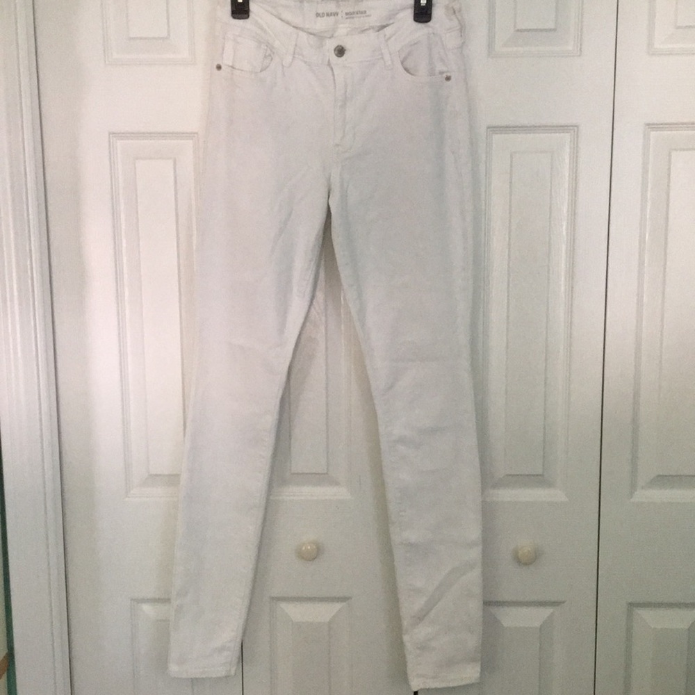 White skinny jeggings